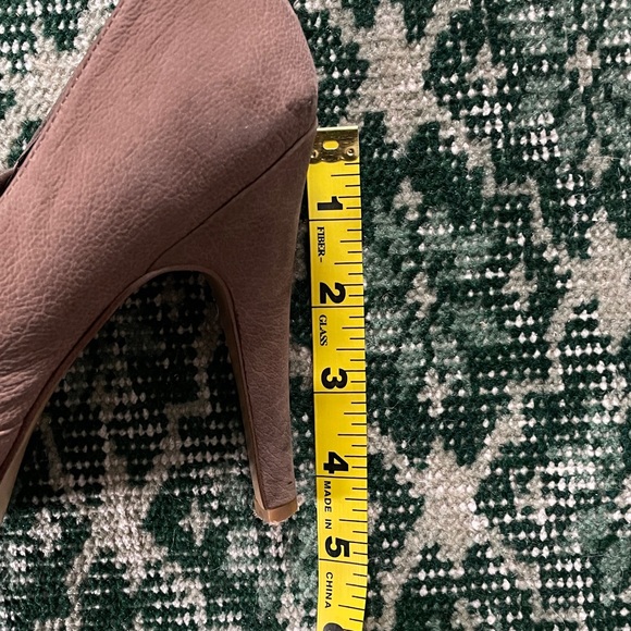 Nine West Leather Taupe Heels - Picture 7 of 7